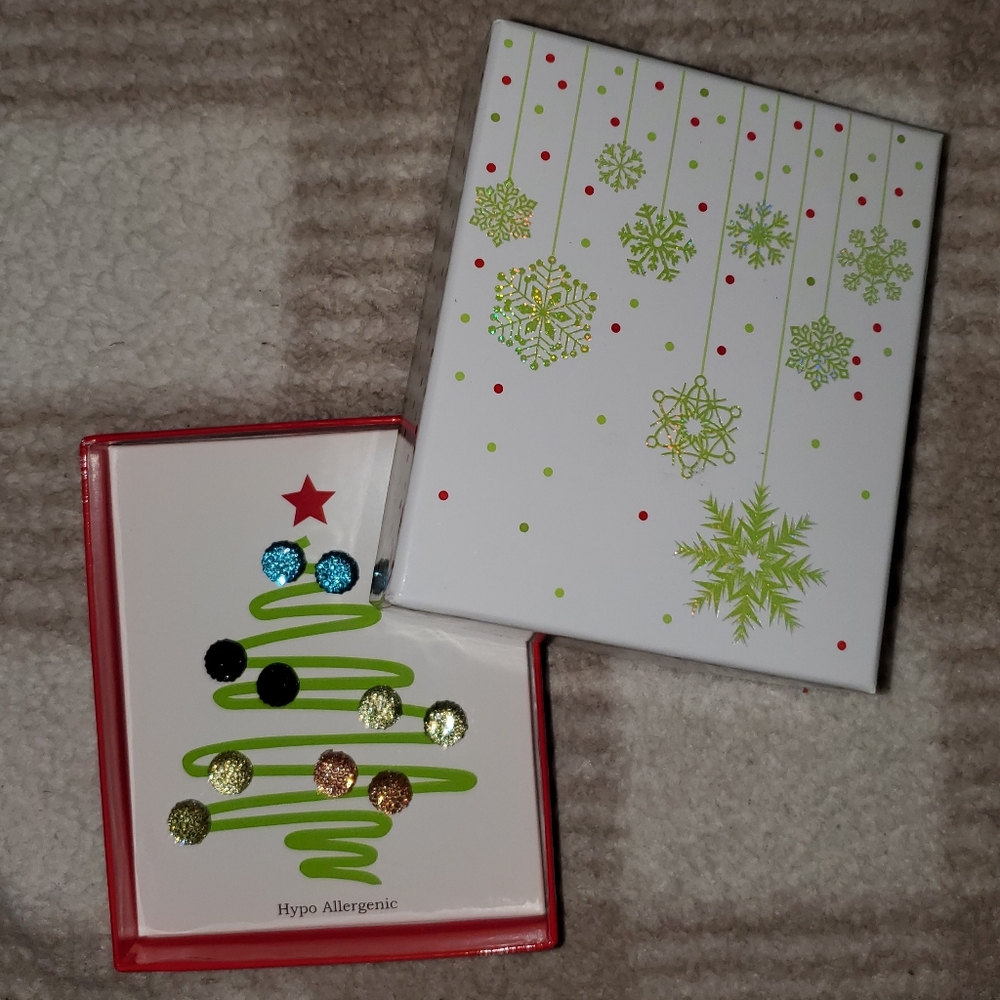 5 for $25 | NIB JCPenney Holiday Box Multicolored Stud Earrings - 5pc